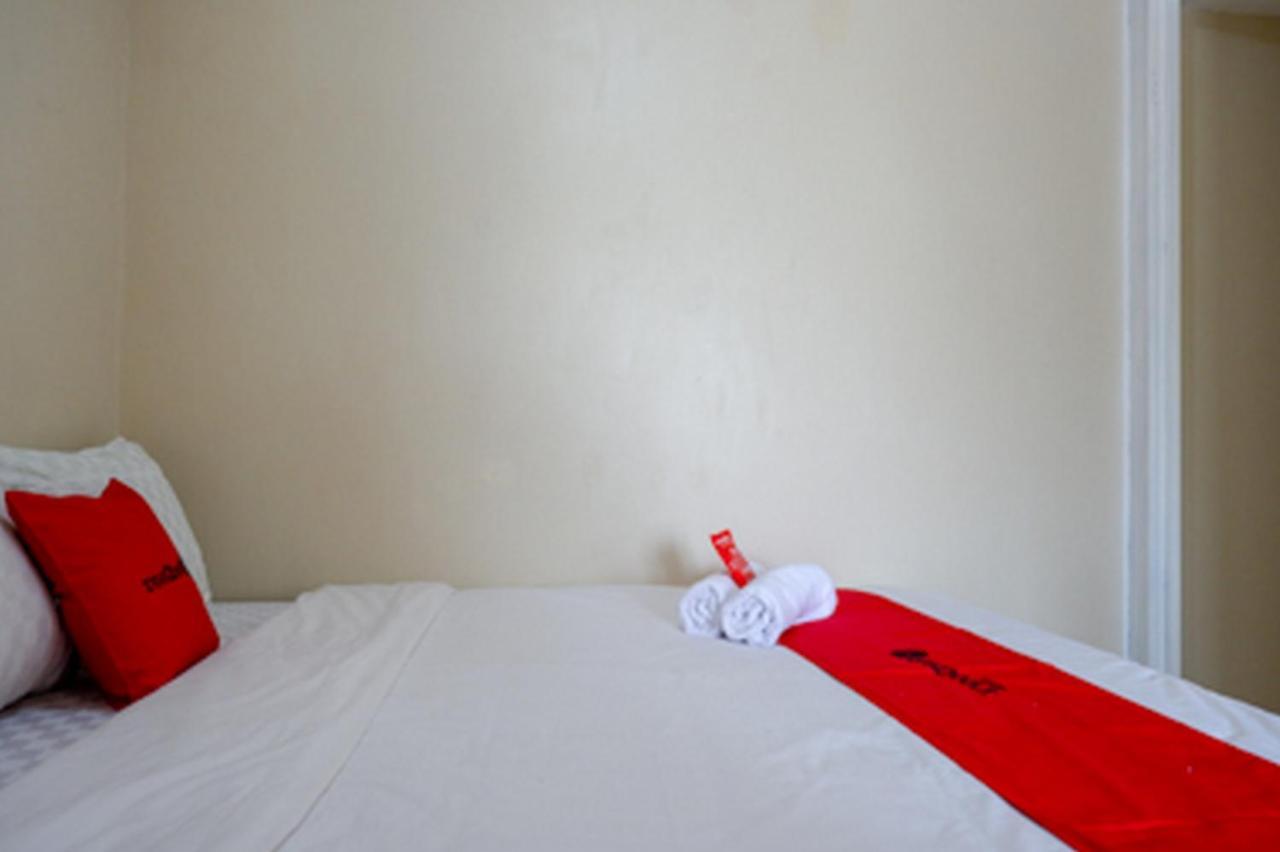 Reddoorz Near Rsud Kudus Hotell Exteriör bild